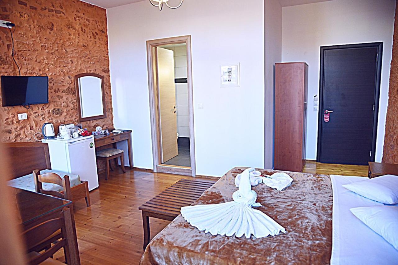 Santrivani Rooms ハニア エクステリア 写真